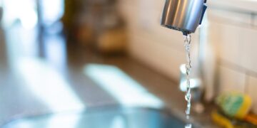 Suya Yüzde 40 ‘Hürmüz Boğazı’ Zammı!